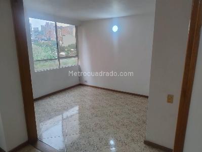 Apartamento de 2 alcobas en venta en El Poblado, Medellín, 105 m² · foto 3 de 17