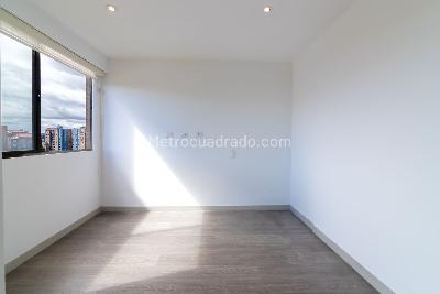 Apartamento de 2 alcobas en venta en Lusitania, Bogotá, 66 m² · foto 3 de 19