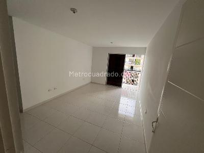 Apartamento de 3 alcobas en venta en Mirador De Los Algarrobos, Neiva, 67 m² · foto 4 de 16