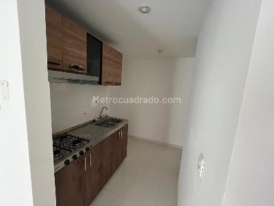 Apartamento de 3 alcobas en venta en Mirador De Los Algarrobos, Neiva, 67 m² · foto 5 de 16