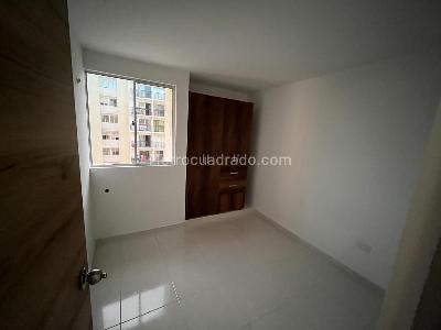 Apartamento de 3 alcobas en venta en Mirador De Los Algarrobos, Neiva, 67 m² · foto 7 de 16