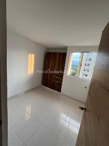 Apartamento de 3 alcobas en venta en Mirador De Los Algarrobos, Neiva, 67 m² · foto 9 de 16