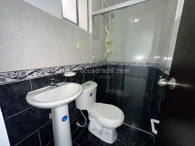 Apartamento de 3 alcobas en venta en Valle Del Lili, Cali, 68 m² · foto 9 de 18