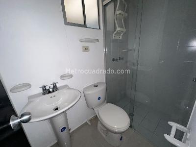 Apartamento de 3 alcobas en venta en Valle Del Lili, Cali, 68 m² · foto 11 de 18