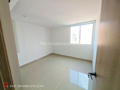 Apartamento de 3 alcobas en venta en Portal Genoves, Barranquilla, 99 m² · foto 5 de 13