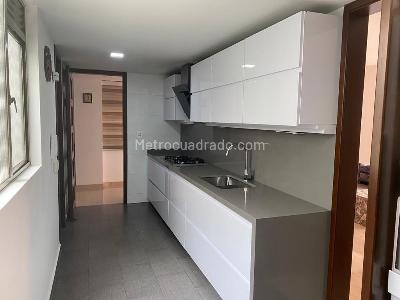 Apartamento en venta en Santa Barbara Occidental, Bogotá · foto 6 de 20