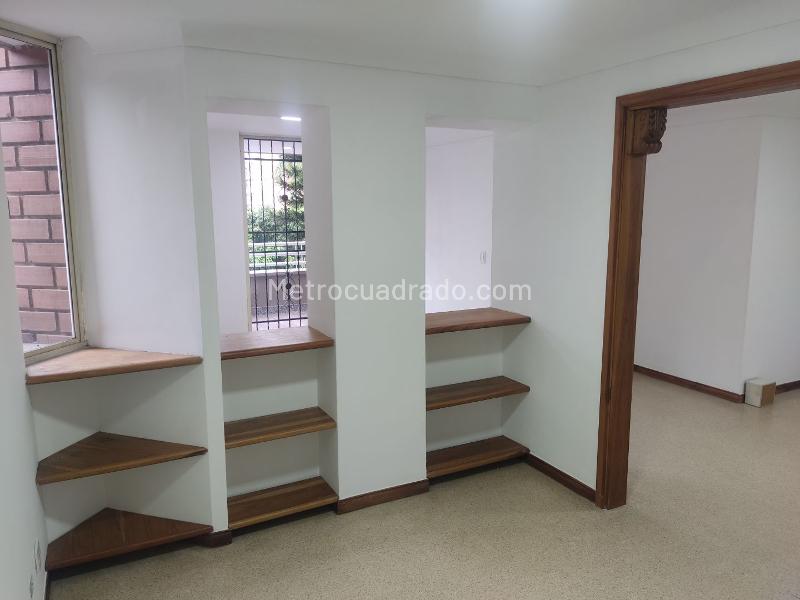 3BR Apartment in LA CASTELLANA   Zona Urbana  (120 m²) - 2