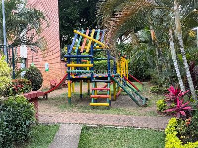 Casa de 4 alcobas en venta en Santa Anita, Cali, 104 m² · foto 4 de 16