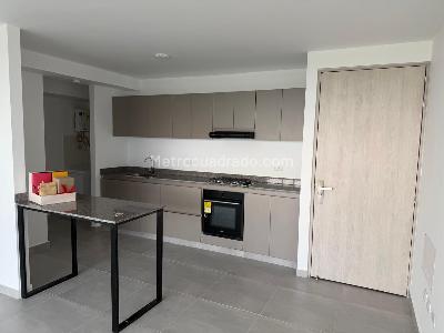 Apartamento de 3 alcobas en venta en La Samaria, Ibagué, 83 m² · foto 2 de 16