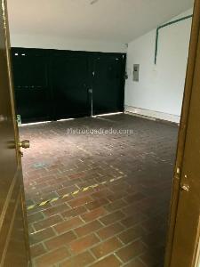 Casa de 5 alcobas en venta en El Batan Ii Sector, Bogotá, 247 m² · foto 16 de 16