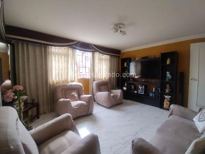 Casa de 5 alcobas en venta en San Marcos, Bogotá, 378 m² · foto 12 de 20