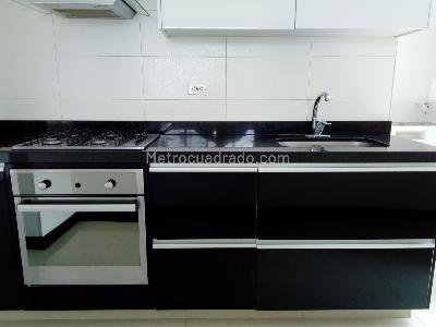 Apartamento de 3 alcobas en venta en Conjunto Terekay, Ibagué, 85 m² · foto 4 de 10