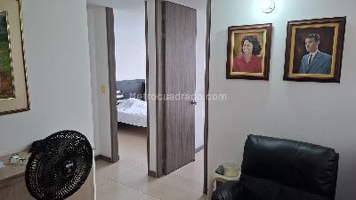 Apartamento de 2 alcobas en venta en Bochalema, Cali, 75 m² · foto 10 de 18