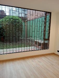 Apartamento de 1 alcoba en venta en Chico, Bogotá, 43 m² · foto 9 de 11