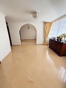 Apartamento en venta en Cedro Golf, Bogotá · foto 2 de 17
