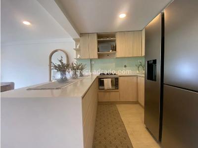 Apartamento de 2 alcobas en venta en Belen Loma De Los Bernal, Medellín, 94 m² · foto 11 de 13