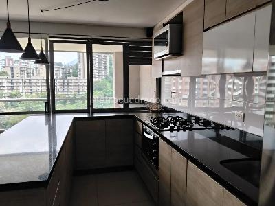 Apartamento en venta en Castropol, Medellín · foto 10 de 17