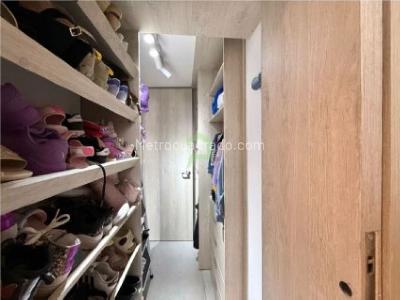 Apartamento en venta en Calasanz, Medellín · foto 7 de 18