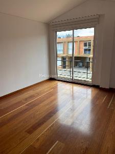 Casa de 3 alcobas en venta en Barrio Chuntame, Cajicá, 207 m² · foto 9 de 18