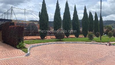 Casa de 3 alcobas en venta en Barrio Chuntame, Cajicá, 207 m² · foto 18 de 18