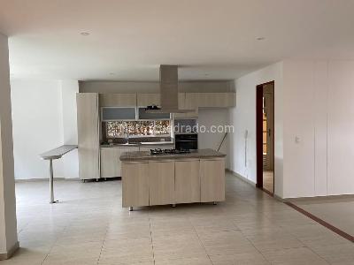Casa de 3 alcobas en venta en Barrio Chuntame, Cajicá, 207 m² · foto 5 de 18