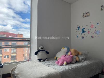 Apartamento de 3 alcobas en venta en Cedro Narvaez, Bogotá, 86 m² · foto 11 de 20
