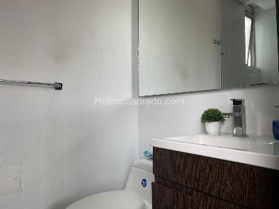 Apartamento de 3 alcobas en venta en Cedro Narvaez, Bogotá, 86 m² · foto 13 de 20