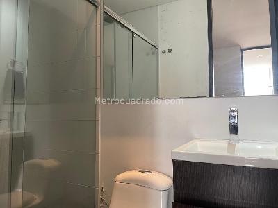 Apartamento de 3 alcobas en venta en Cedro Narvaez, Bogotá, 86 m² · foto 14 de 20