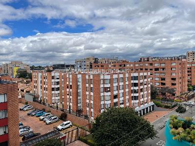 Apartamento de 3 alcobas en venta en Cedro Narvaez, Bogotá, 86 m² · foto 6 de 20