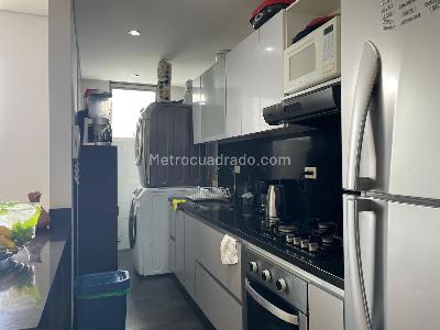 Apartamento de 3 alcobas en venta en Cedro Narvaez, Bogotá, 86 m² · foto 7 de 20