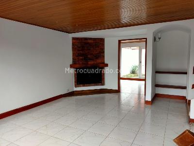 Casa en venta en 20 De Julio, Chía · foto 2 de 8