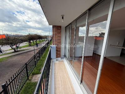 Apartamento en venta en Tabaku Central, Bogotá · foto 3 de 18