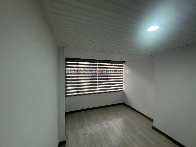 Apartamento en venta en Rincon De Santa Paula, Bogotá · foto 3 de 16