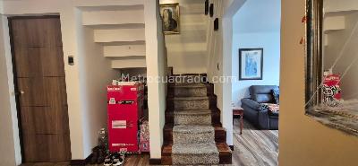 Casa de 5 alcobas en venta en Cedritos Contador Nuevo Contry, Bogotá, 252 m² · foto 10 de 20