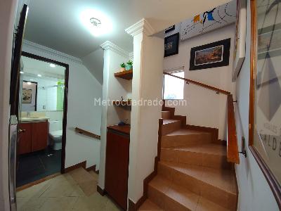 Casa en venta en Gratamira Colina Campestre, Bogotá · foto 9 de 20