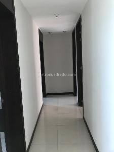 Apartamento de 3 alcobas en venta en Santorine Mediterrane, Floridablanca, 119 m² · foto 11 de 18