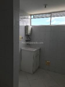 Apartamento de 3 alcobas en venta en Santorine Mediterrane, Floridablanca, 119 m² · foto 7 de 18