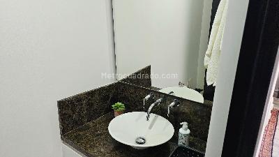 Apartamento en venta en Lagos De Cordoba, Bogotá · foto 3 de 20