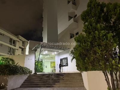 Apartamento de 3 alcobas en venta en Altos De Riomar, Barranquilla, 110 m² · foto 2 de 9