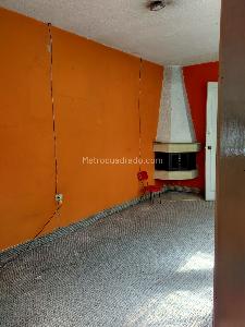 Casa de 5 alcobas en venta en San Luis Galerias, Bogotá, 280 m² · foto 2 de 13