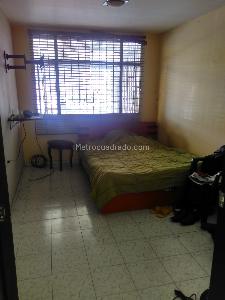 Casa de 5 alcobas en venta en San Luis Galerias, Bogotá, 280 m² · foto 4 de 13