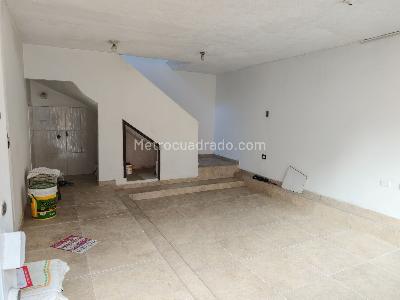 Casa de 2 alcobas en venta en San Fernando, Bogotá, 77 m² · foto 3 de 18