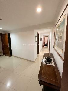 Apartamento de 3 alcobas en venta en Suba Batan, Bogotá, 149 m² · foto 4 de 16