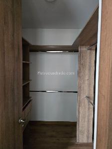 Apartamento de 3 alcobas en venta en Montevideo, Bogotá, 88 m² · foto 16 de 17