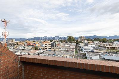 Apartamento de 3 alcobas en venta en Normandia, Bogotá, 120 m² · foto 18 de 18