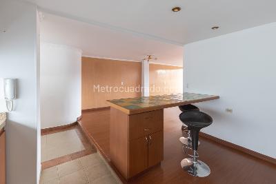 Apartamento de 3 alcobas en venta en Normandia, Bogotá, 120 m² · foto 11 de 18