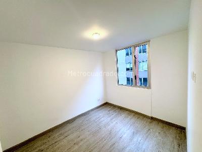 Apartamento de 1 alcoba en venta en Aeropuerto El Dorado, Bogotá, 28 m² · foto 6 de 7