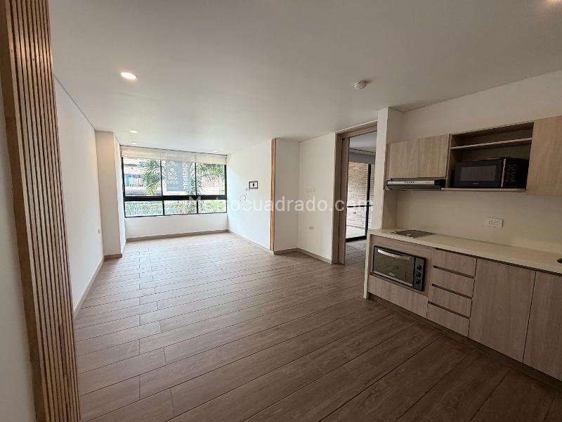 Modern 2BR Apartment in El Escobero