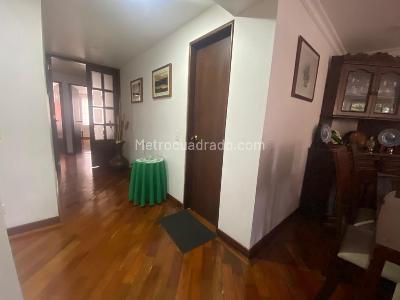 Apartamento de 2 alcobas en venta en Sebastian De Belalcazar, Bogotá, 83 m² · foto 8 de 20