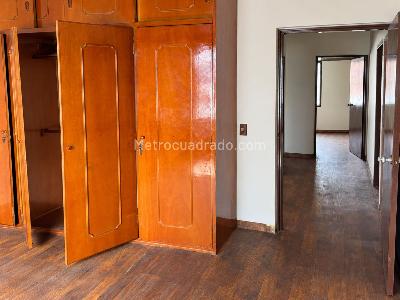 Casa de 4 alcobas en venta en Modelia, Bogotá, 264 m² · foto 10 de 18